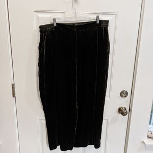 Poetry Velvet Green Cropped Pants